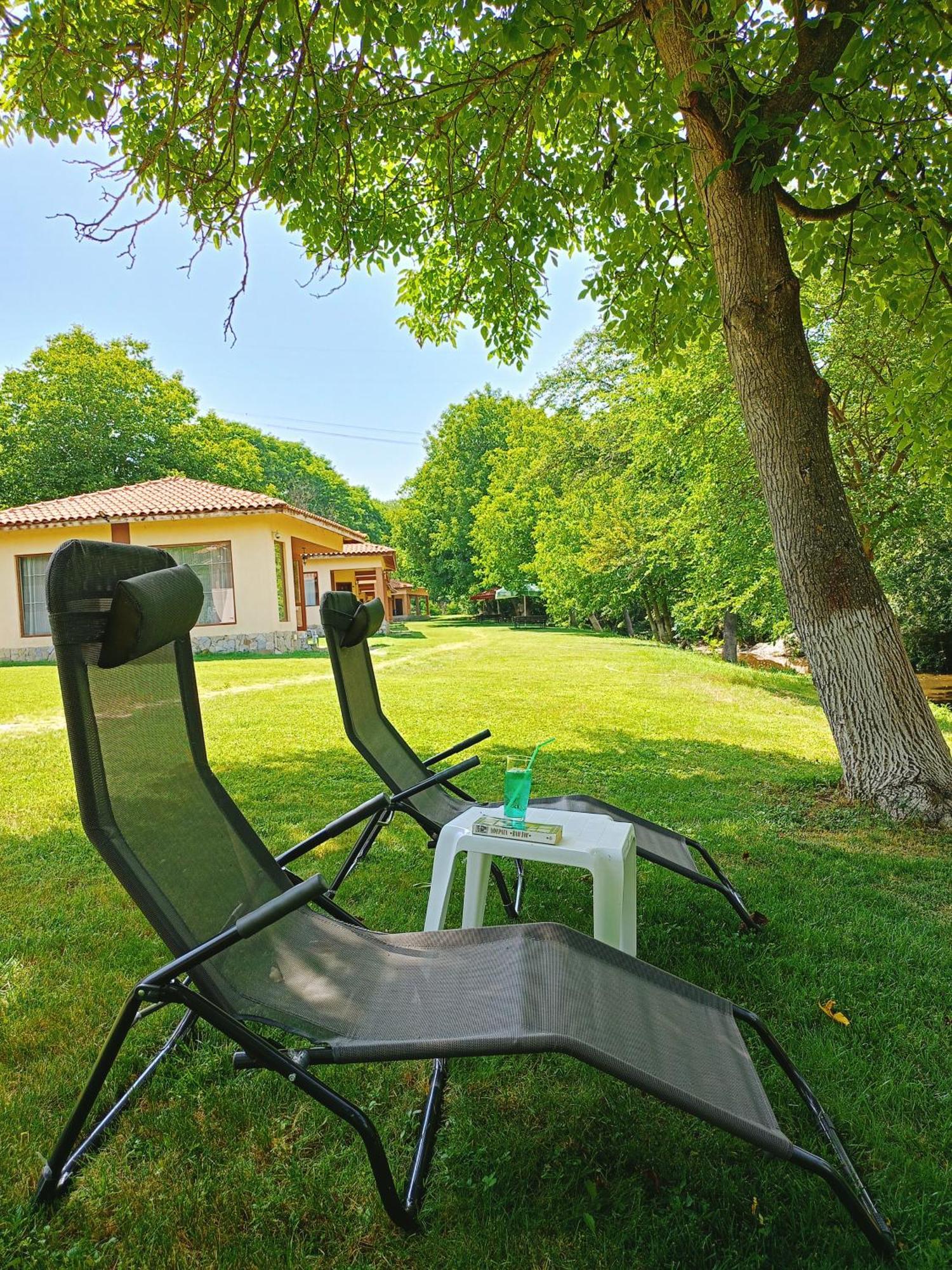 Perperеshka River Villas Stremtsi ภายนอก รูปภาพ