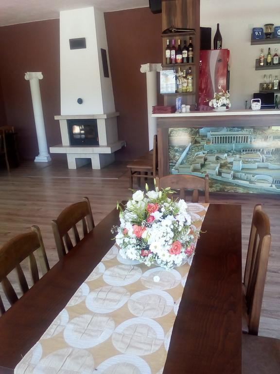 Perperеshka River Villas Stremtsi ภายนอก รูปภาพ