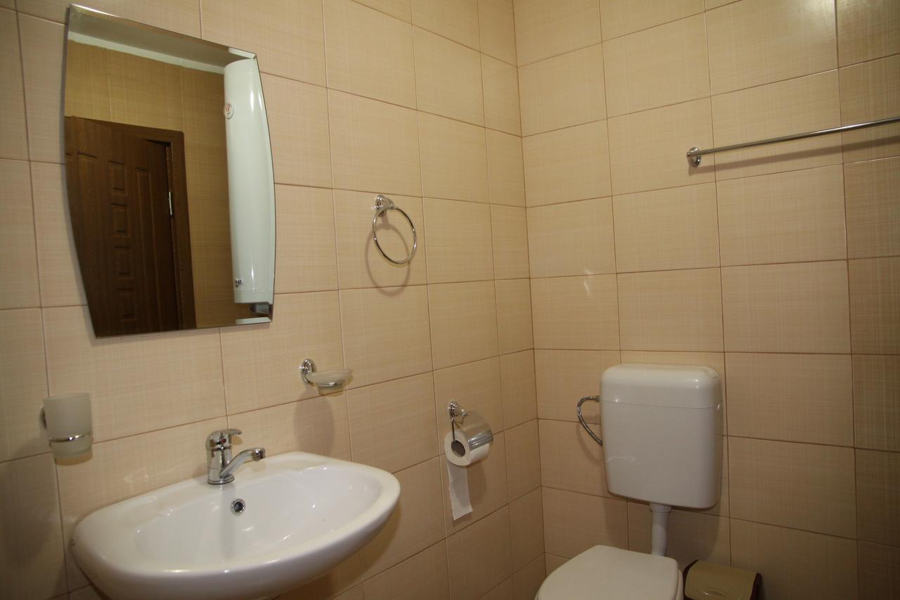 Perperеshka River Villas Stremtsi ภายนอก รูปภาพ