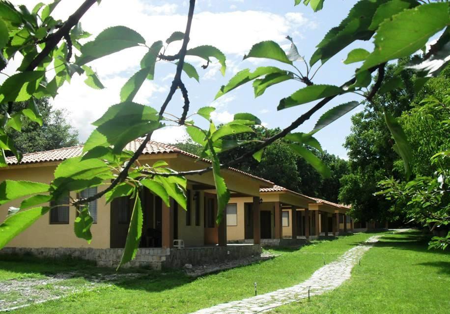 Perperеshka River Villas Stremtsi ภายนอก รูปภาพ