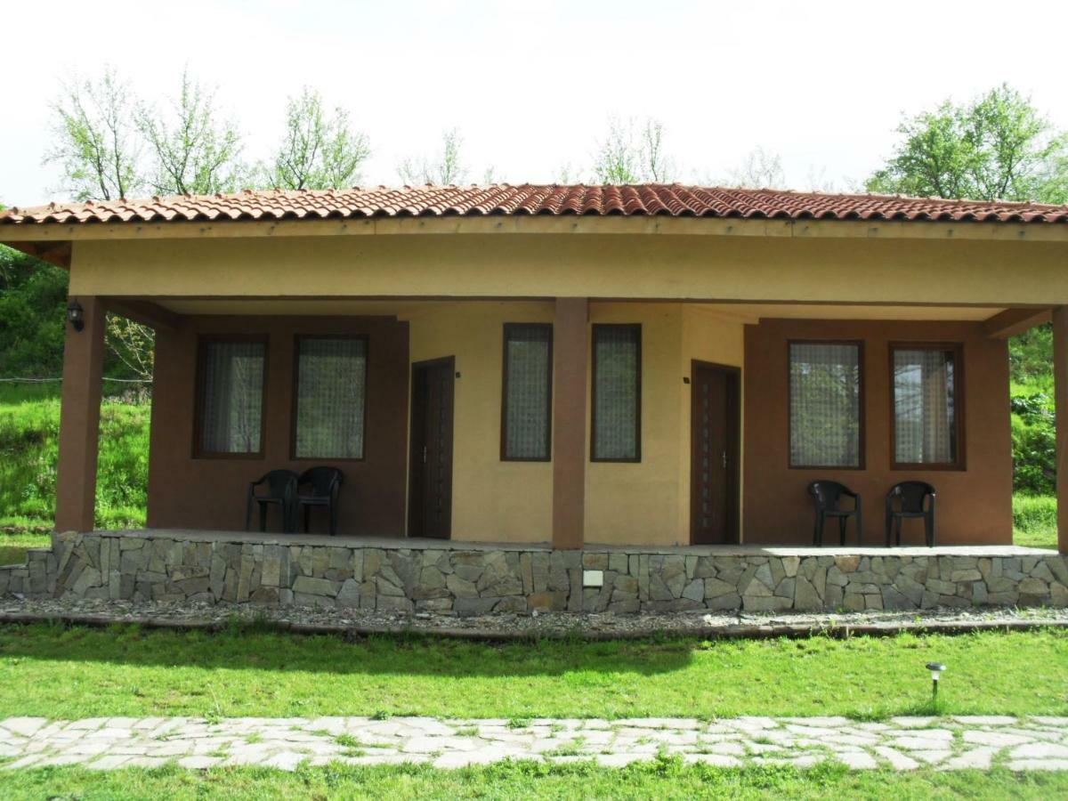 Perperеshka River Villas Stremtsi ภายนอก รูปภาพ